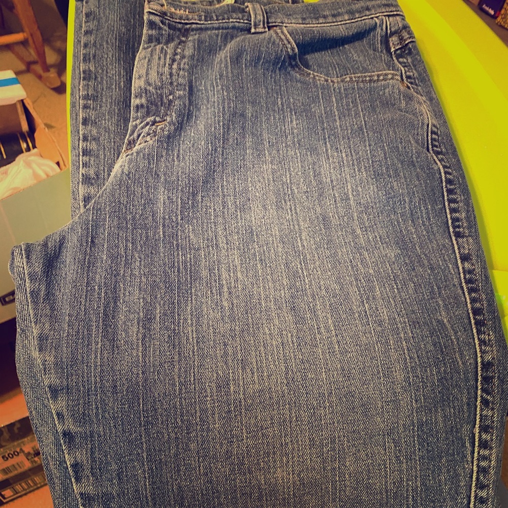 Lee Bootcut Jeans size 12 short